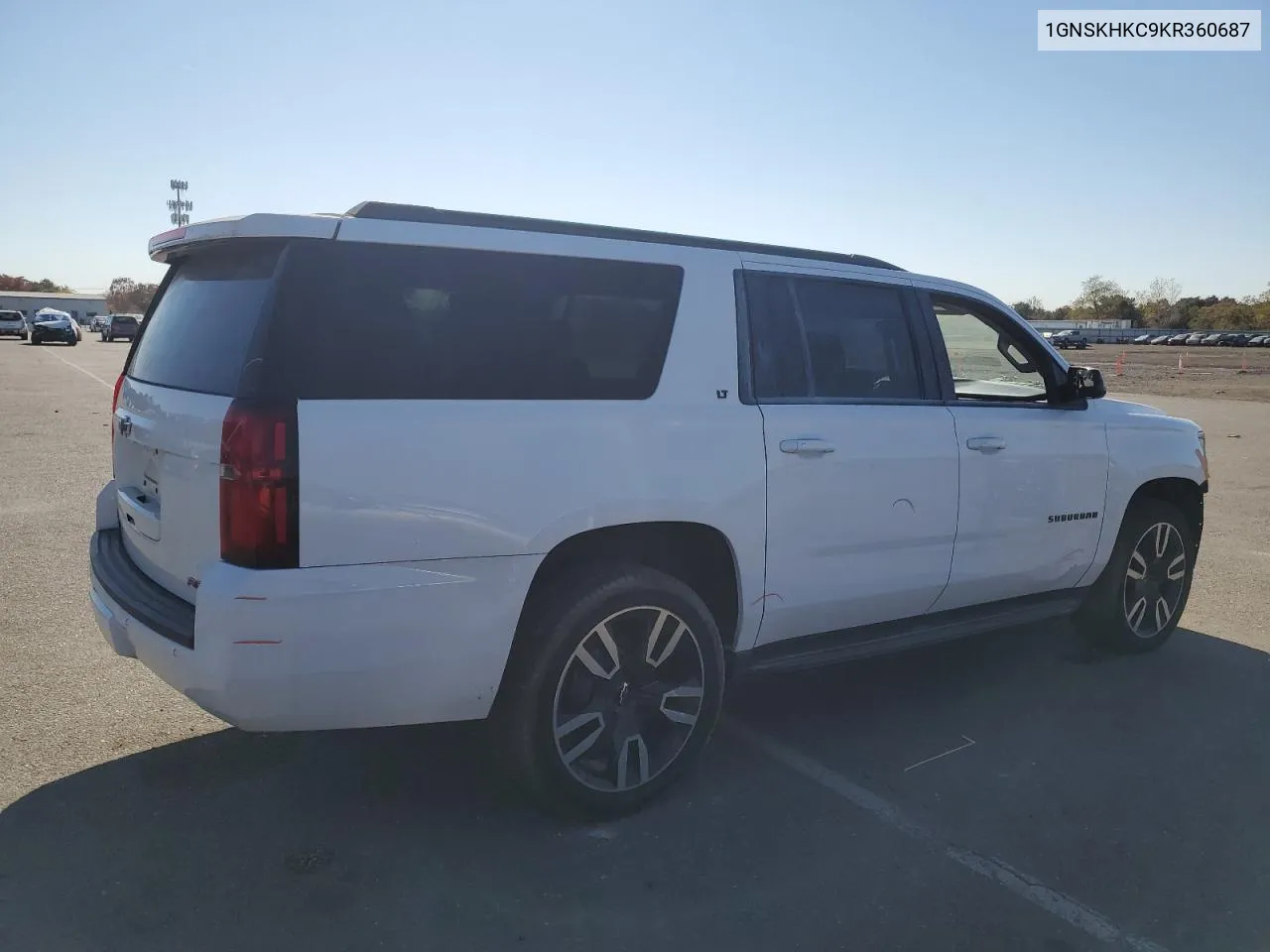 2019 Chevrolet Suburban K1500 Lt VIN: 1GNSKHKC9KR360687 Lot: 76987764