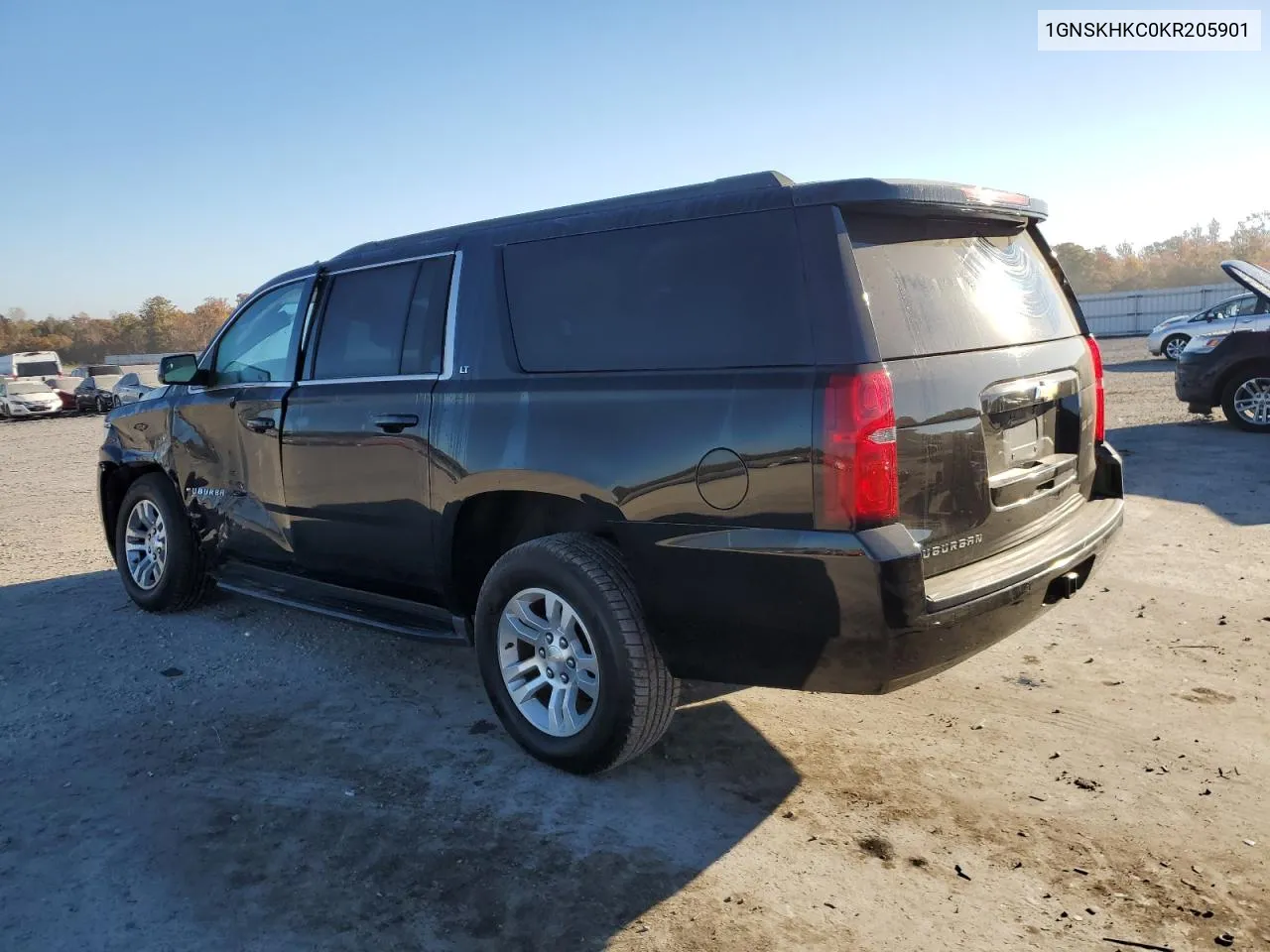 2019 Chevrolet Suburban K1500 Lt VIN: 1GNSKHKC0KR205901 Lot: 78220024