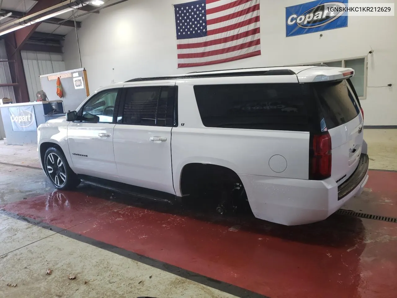 2019 Chevrolet Suburban K1500 Lt VIN: 1GNSKHKC1KR212629 Lot: 79246744