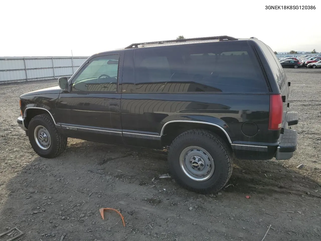 1995 Chevrolet Tahoe K1500 VIN: 3GNEK18K8SG120386 Lot: 76102644