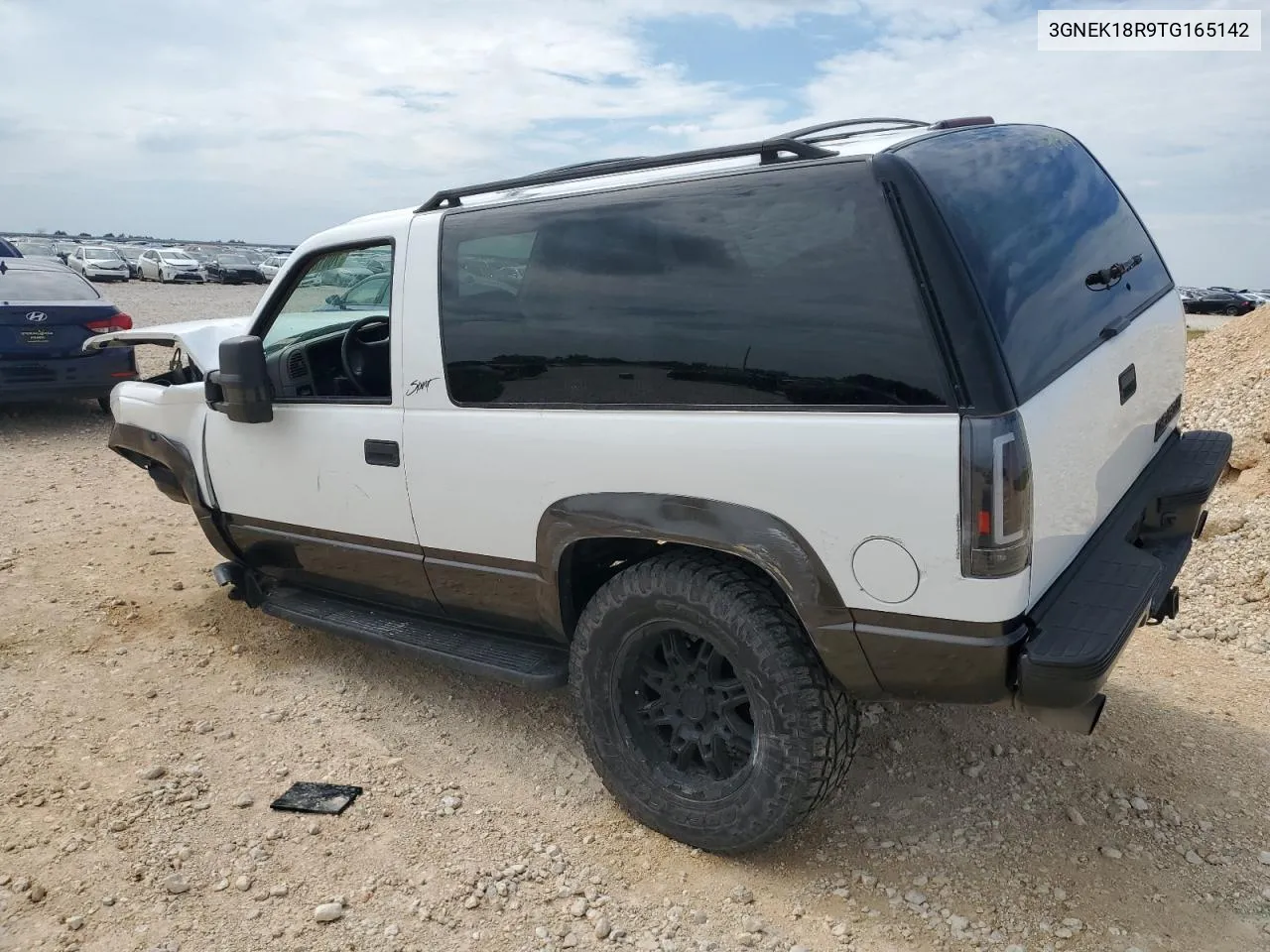 1996 Chevrolet Tahoe K1500 VIN: 3GNEK18R9TG165142 Lot: 70018514