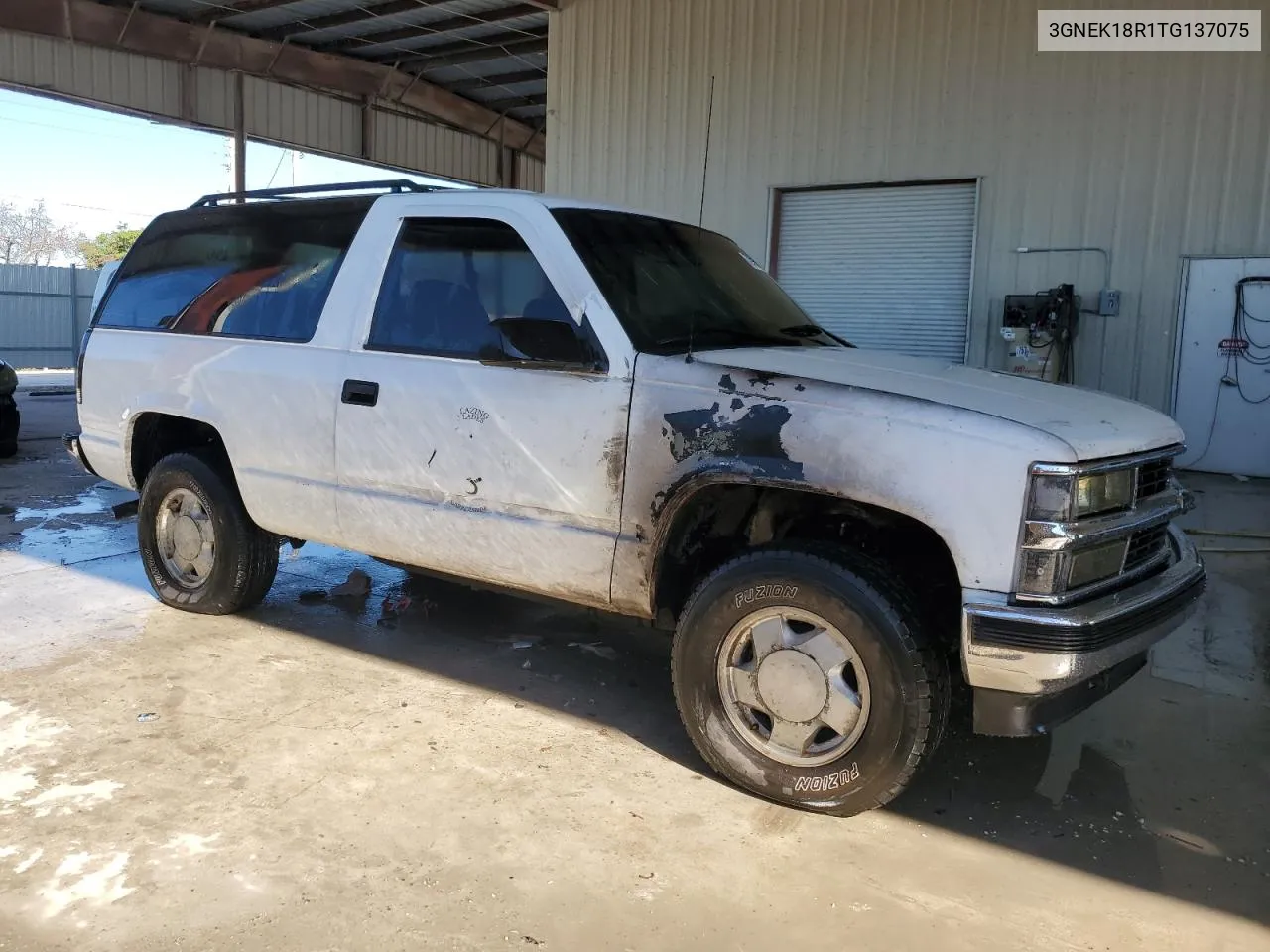 3GNEK18R1TG137075 1996 Chevrolet Tahoe K1500