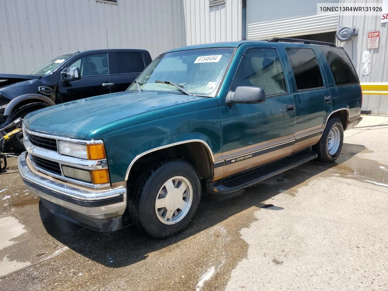 1998 Chevrolet Tahoe C1500 VIN: 1GNEC13R4WR131926 Lot: 61548494