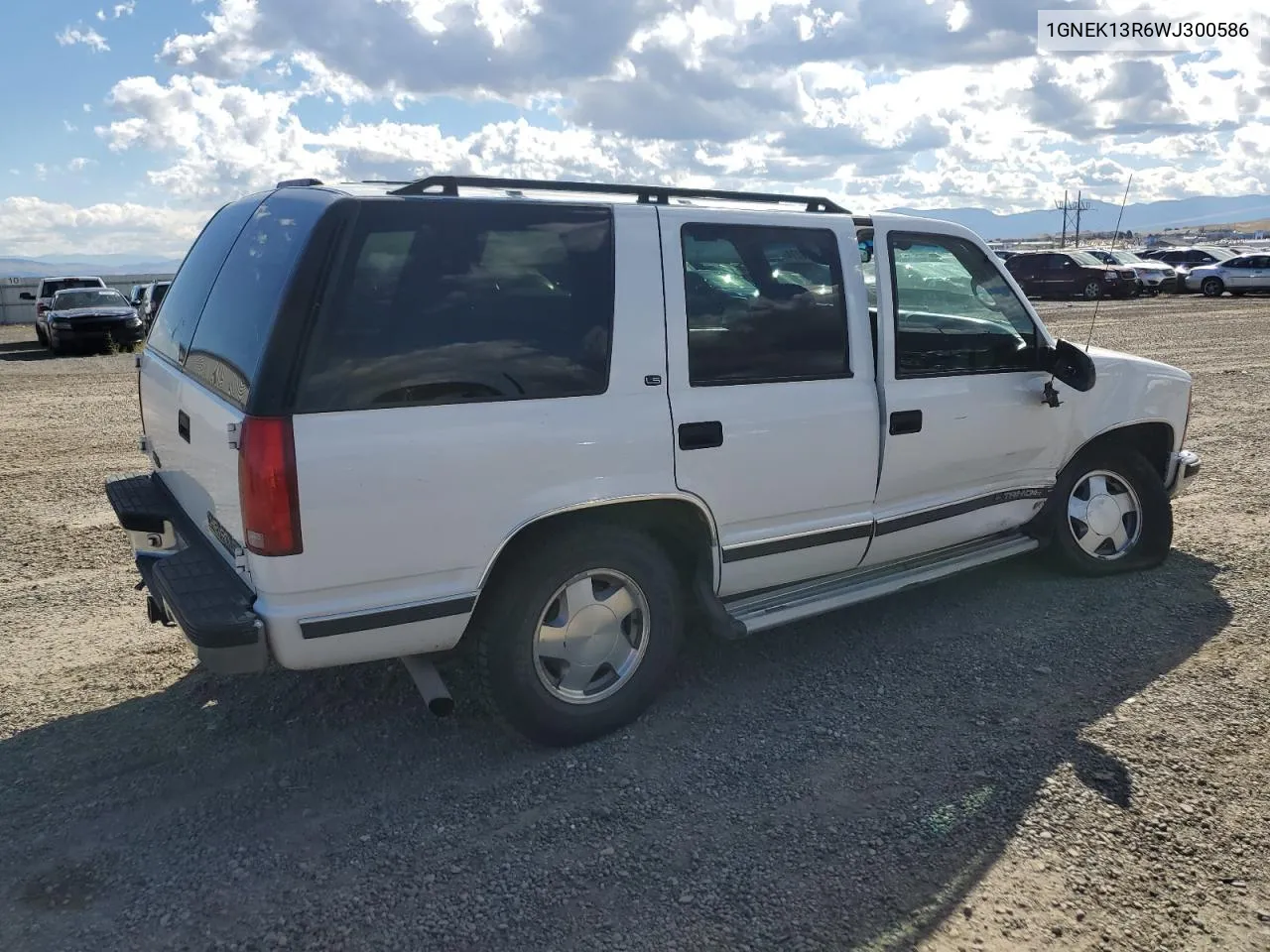 1998 Chevrolet Tahoe K1500 VIN: 1GNEK13R6WJ300586 Lot: 71018274