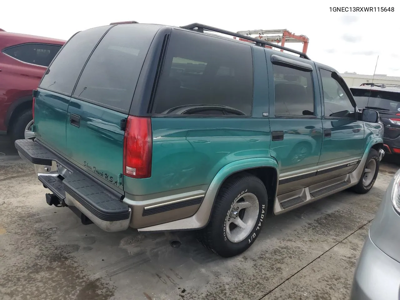 1998 Chevrolet Tahoe C1500 VIN: 1GNEC13RXWR115648 Lot: 74276694