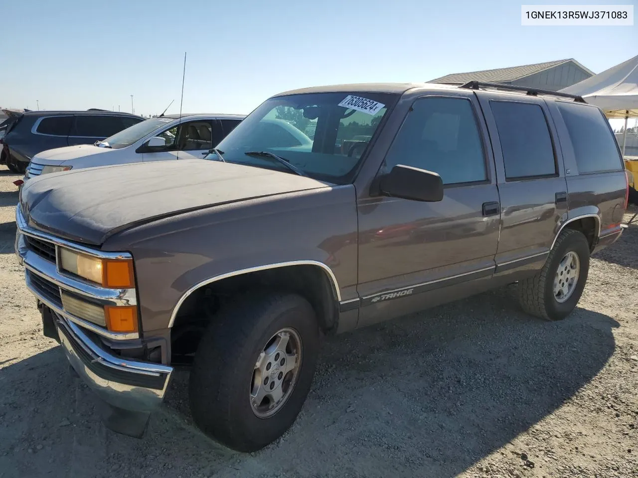 1998 Chevrolet Tahoe K1500 VIN: 1GNEK13R5WJ371083 Lot: 76305624