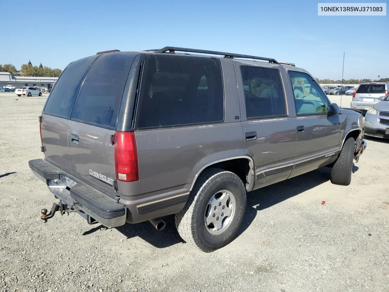 1998 Chevrolet Tahoe K1500 VIN: 1GNEK13R5WJ371083 Lot: 76305624