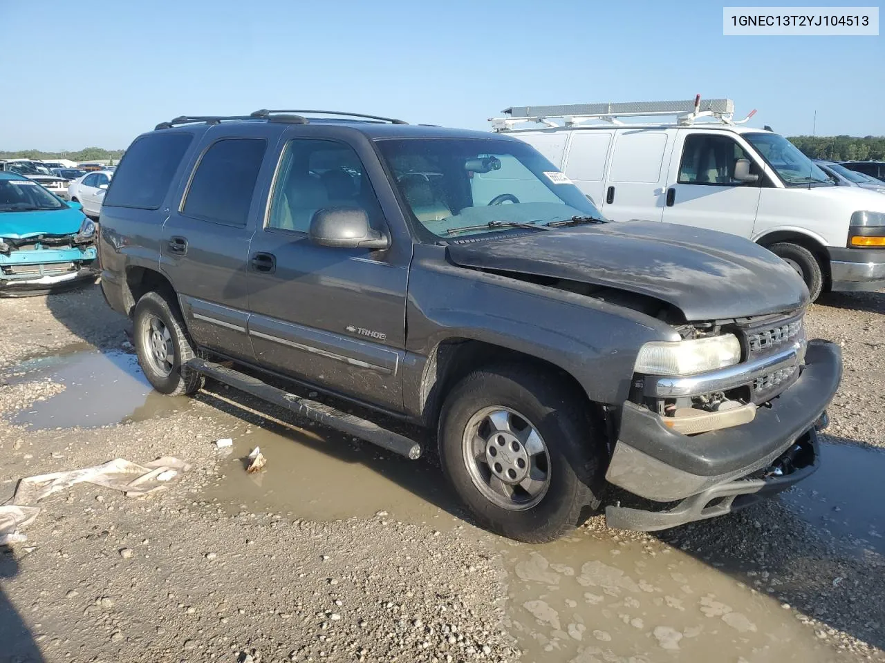 2000 Chevrolet Tahoe C1500 VIN: 1GNEC13T2YJ104513 Lot: 66882344