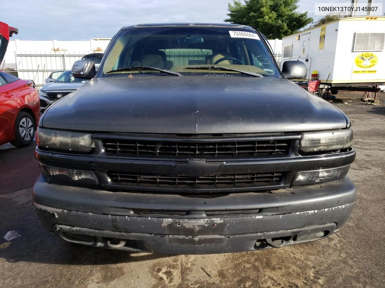 2000 Chevrolet Tahoe K1500 VIN: 1GNEK13T0YJ145807 Lot: 70466664