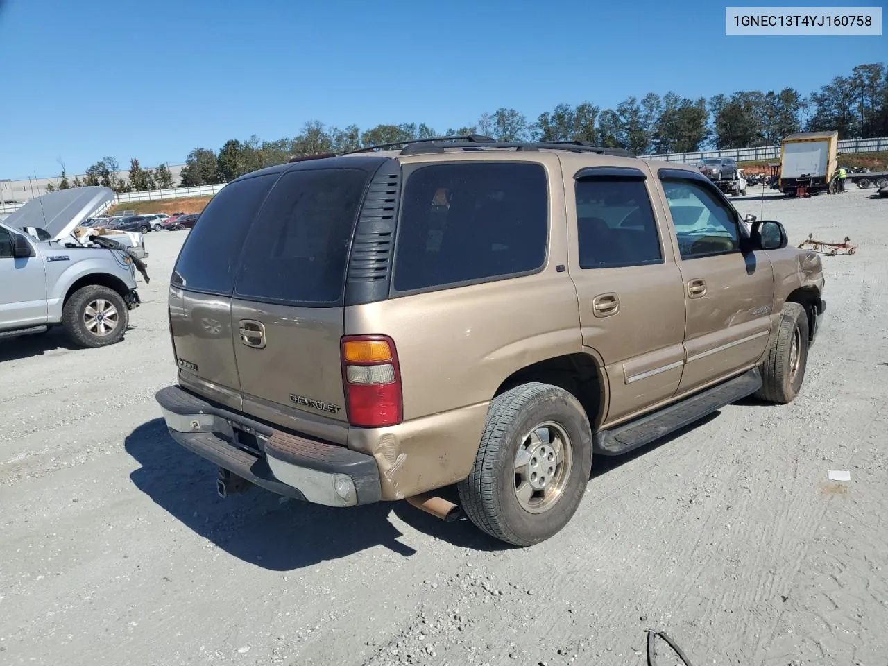 2000 Chevrolet Tahoe C1500 VIN: 1GNEC13T4YJ160758 Lot: 73355294