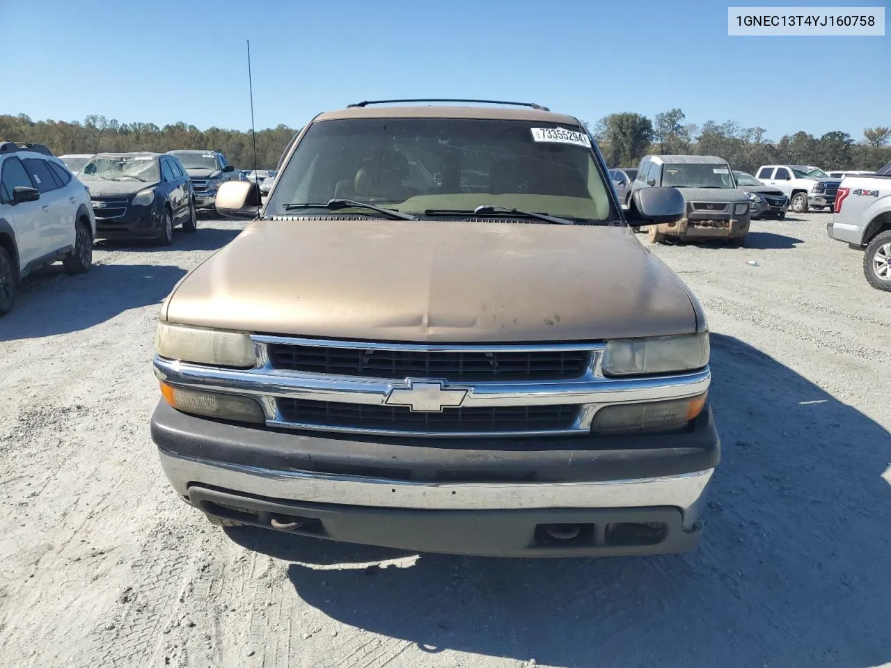 2000 Chevrolet Tahoe C1500 VIN: 1GNEC13T4YJ160758 Lot: 73355294