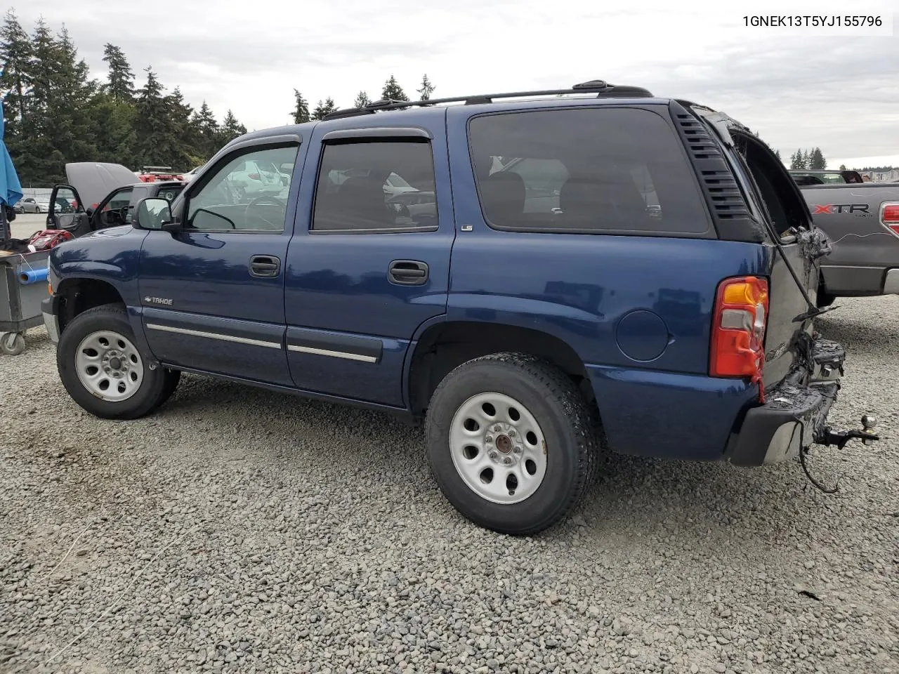 2000 Chevrolet Tahoe K1500 VIN: 1GNEK13T5YJ155796 Lot: 73986614