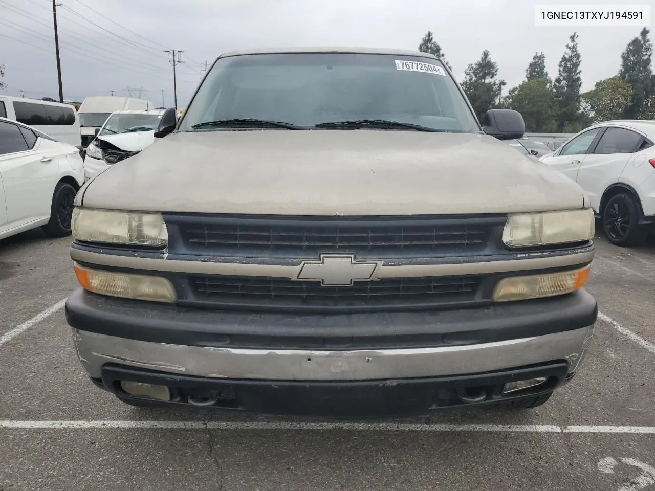 2000 Chevrolet Tahoe C1500 VIN: 1GNEC13TXYJ194591 Lot: 76772504