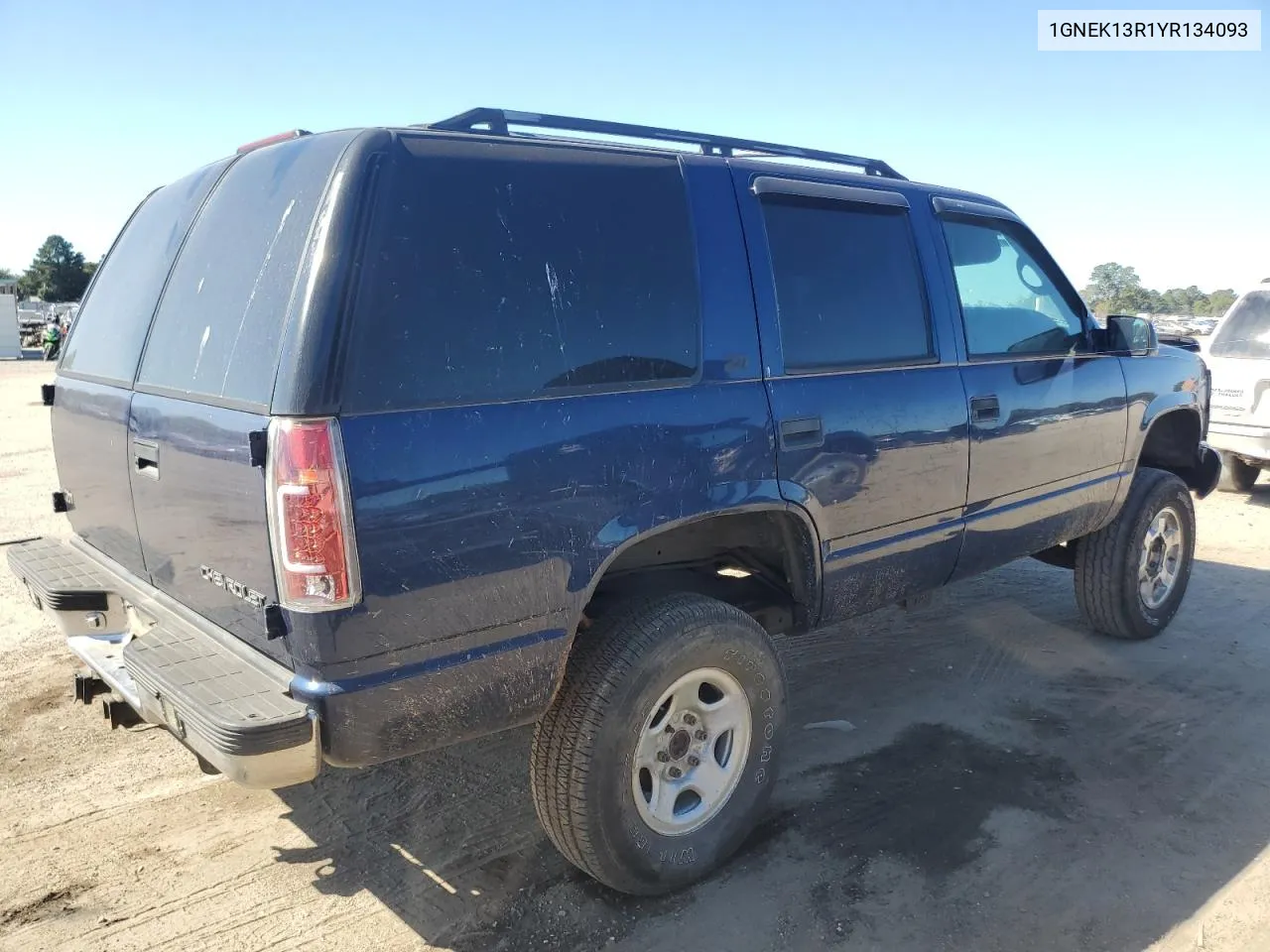 2000 Chevrolet Tahoe K1500 VIN: 1GNEK13R1YR134093 Lot: 76780264