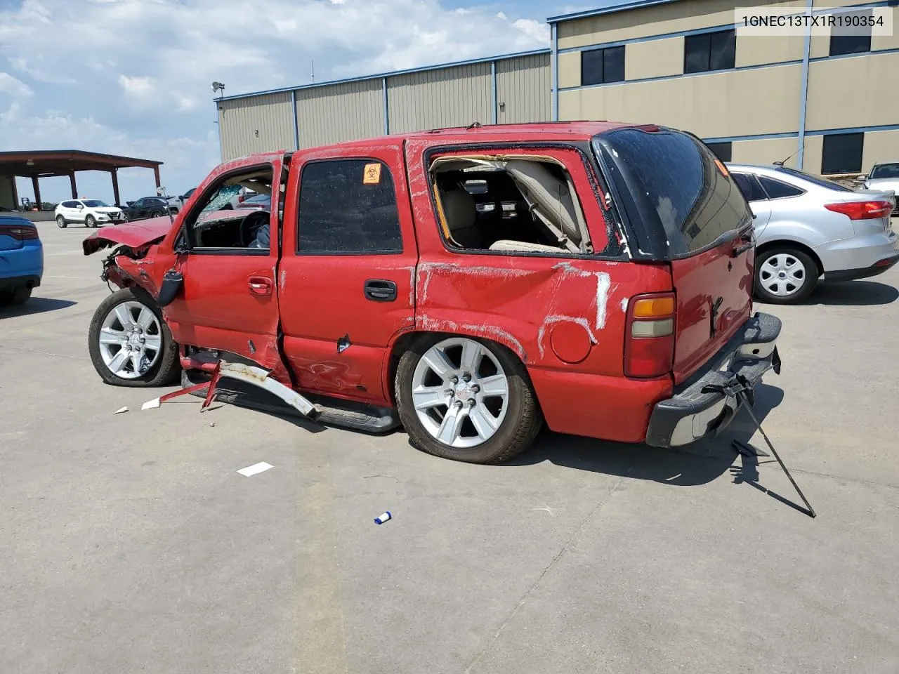 2001 Chevrolet Tahoe C1500 VIN: 1GNEC13TX1R190354 Lot: 61744914