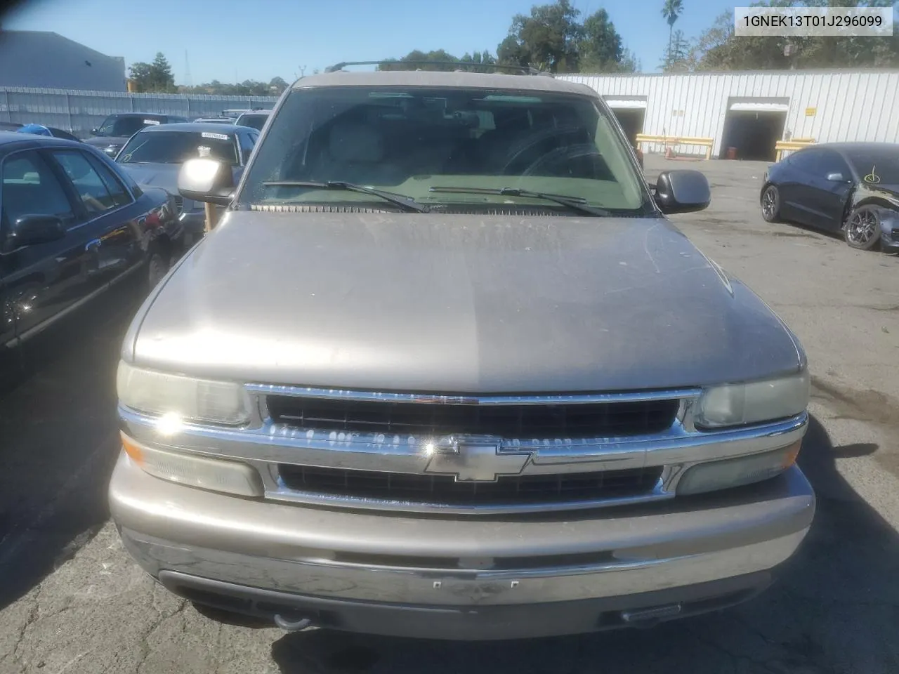 2001 Chevrolet Tahoe K1500 VIN: 1GNEK13T01J296099 Lot: 69708584