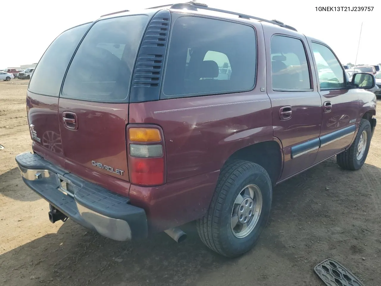 2001 Chevrolet Tahoe K1500 VIN: 1GNEK13T21J239757 Lot: 70224514