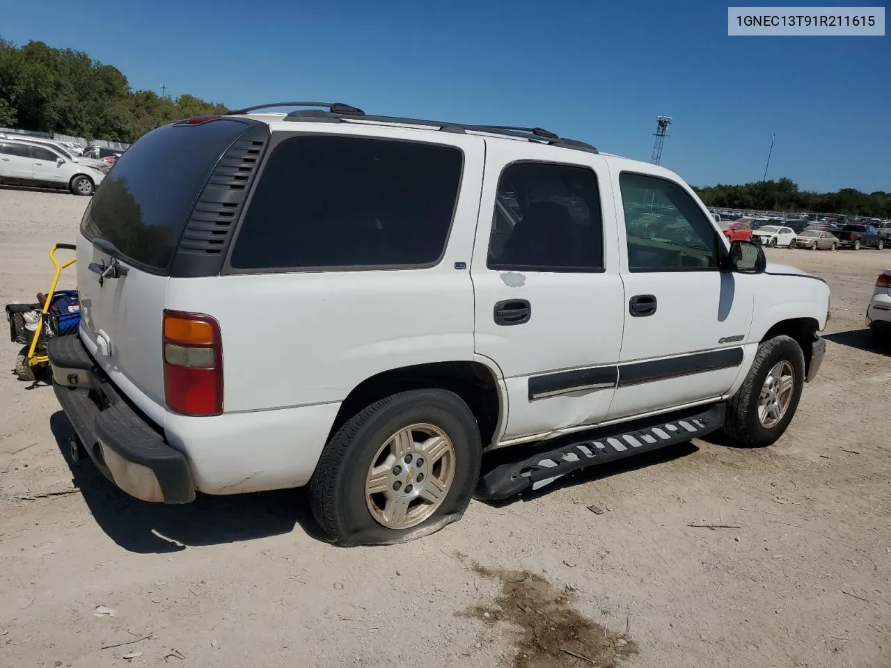 2001 Chevrolet Tahoe C1500 VIN: 1GNEC13T91R211615 Lot: 70886684