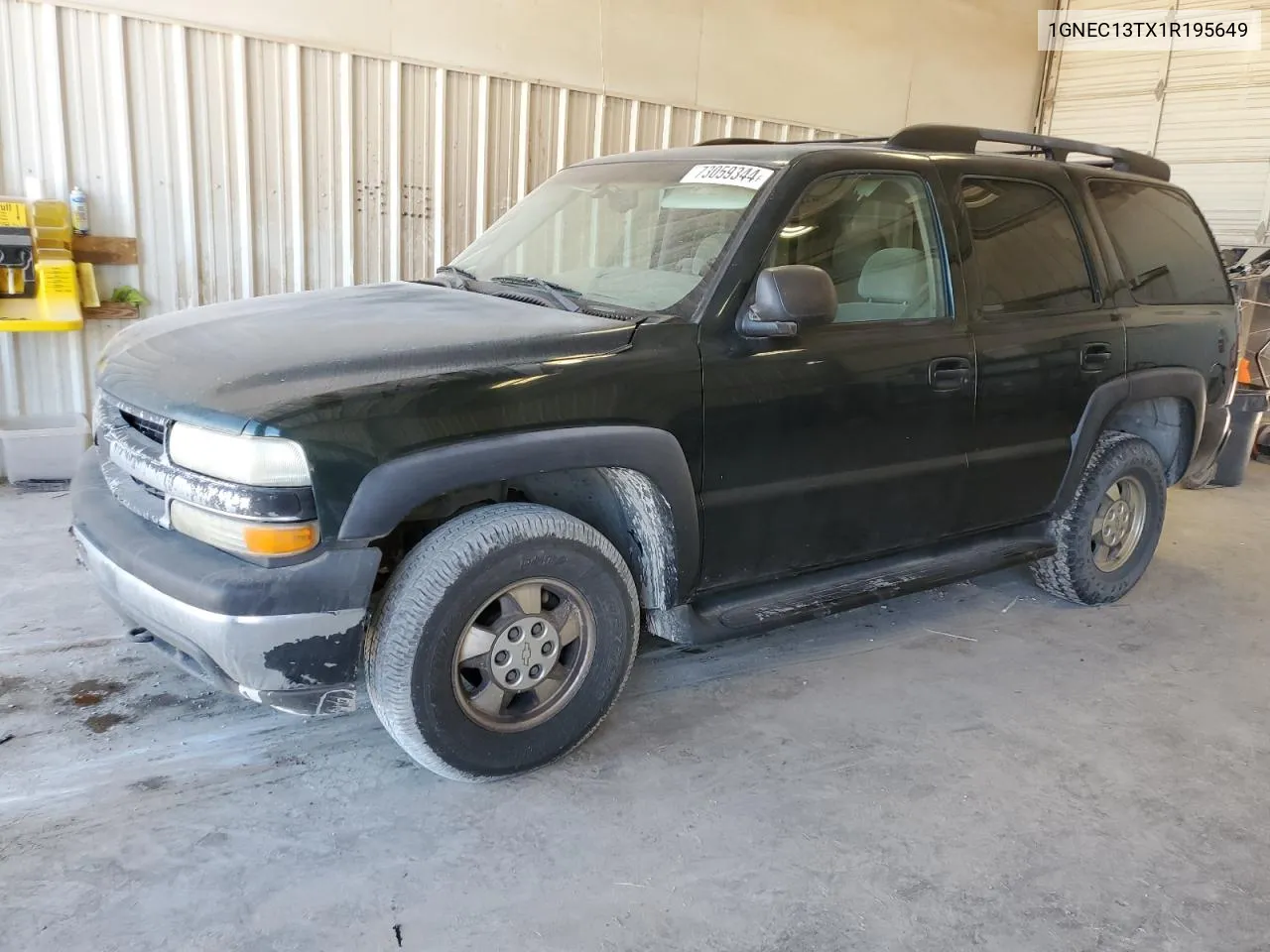 2001 Chevrolet Tahoe C1500 VIN: 1GNEC13TX1R195649 Lot: 73059344