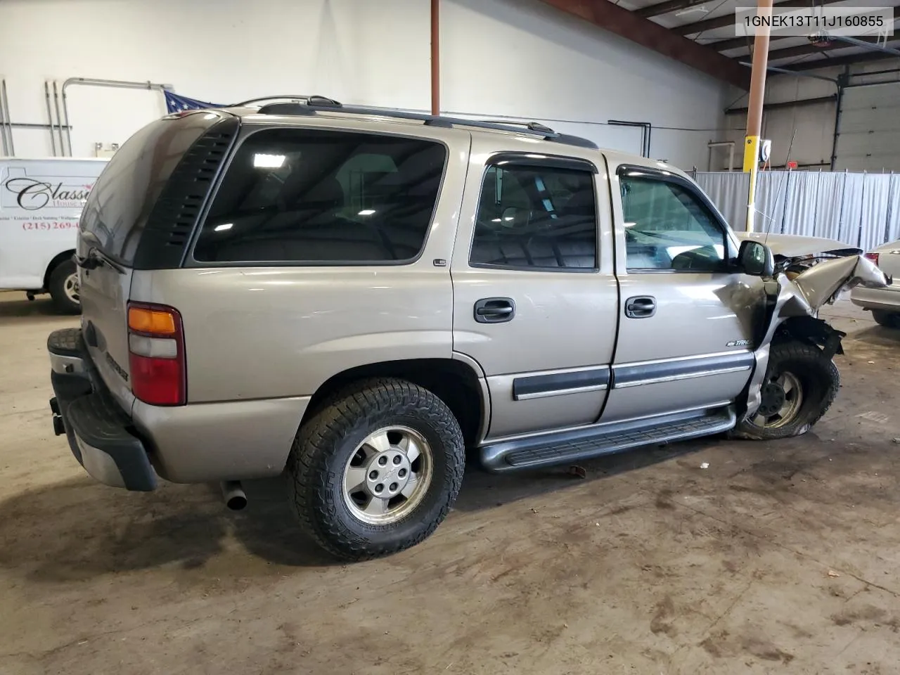 2001 Chevrolet Tahoe K1500 VIN: 1GNEK13T11J160855 Lot: 74395624