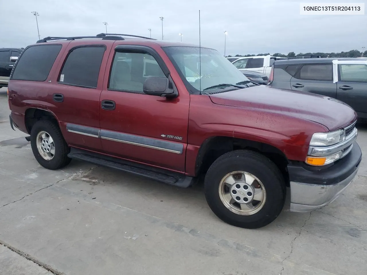 2001 Chevrolet Tahoe C1500 VIN: 1GNEC13T51R204113 Lot: 74523614