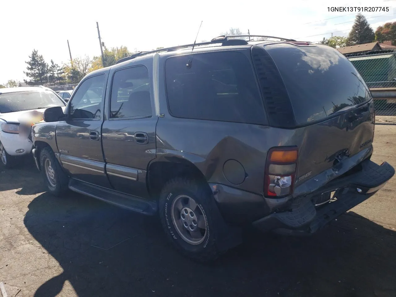 2001 Chevrolet Tahoe K1500 VIN: 1GNEK13T91R207745 Lot: 75533004