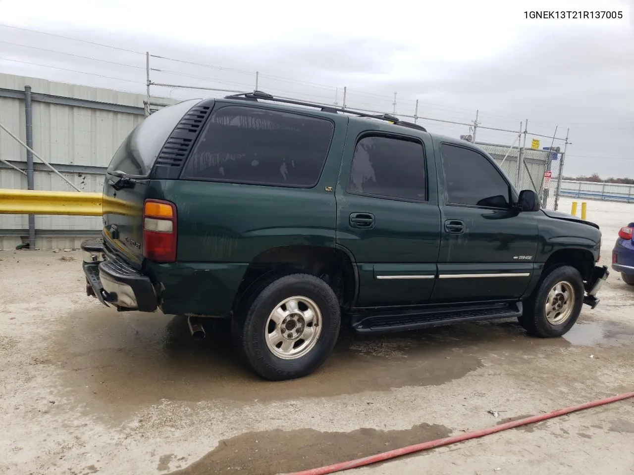 2001 Chevrolet Tahoe K1500 VIN: 1GNEK13T21R137005 Lot: 76263503