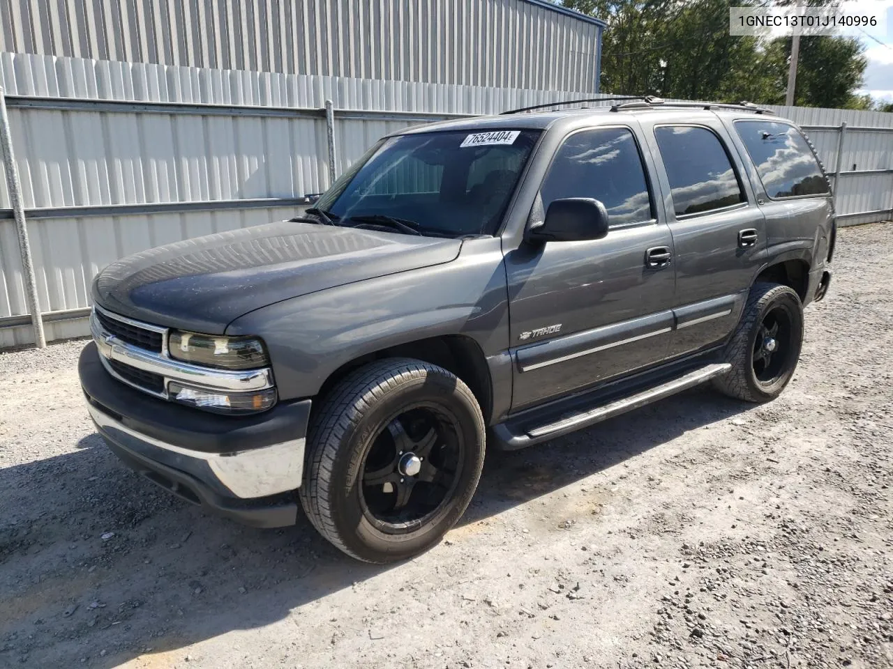 2001 Chevrolet Tahoe C1500 VIN: 1GNEC13T01J140996 Lot: 76524404