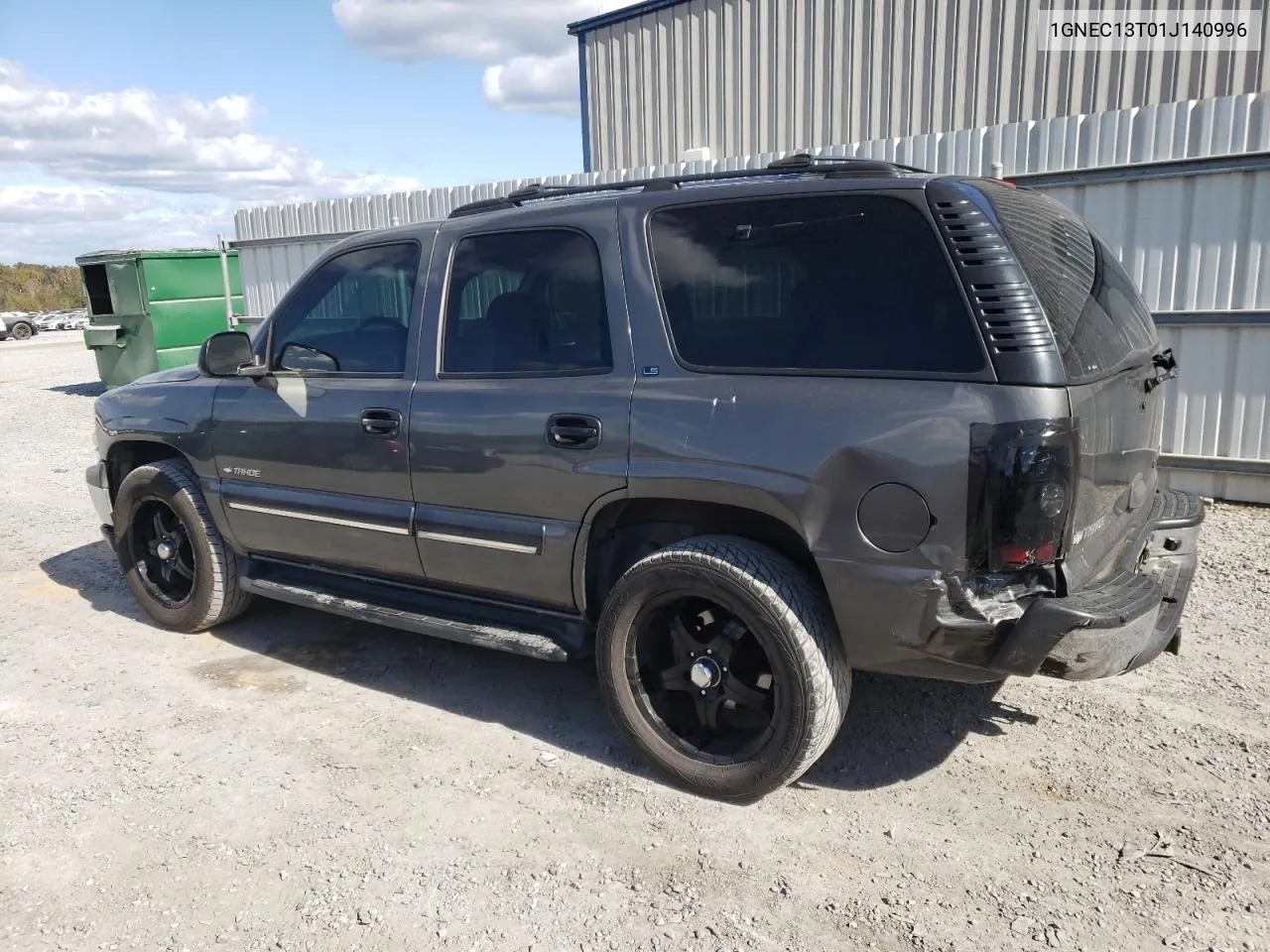 2001 Chevrolet Tahoe C1500 VIN: 1GNEC13T01J140996 Lot: 76524404