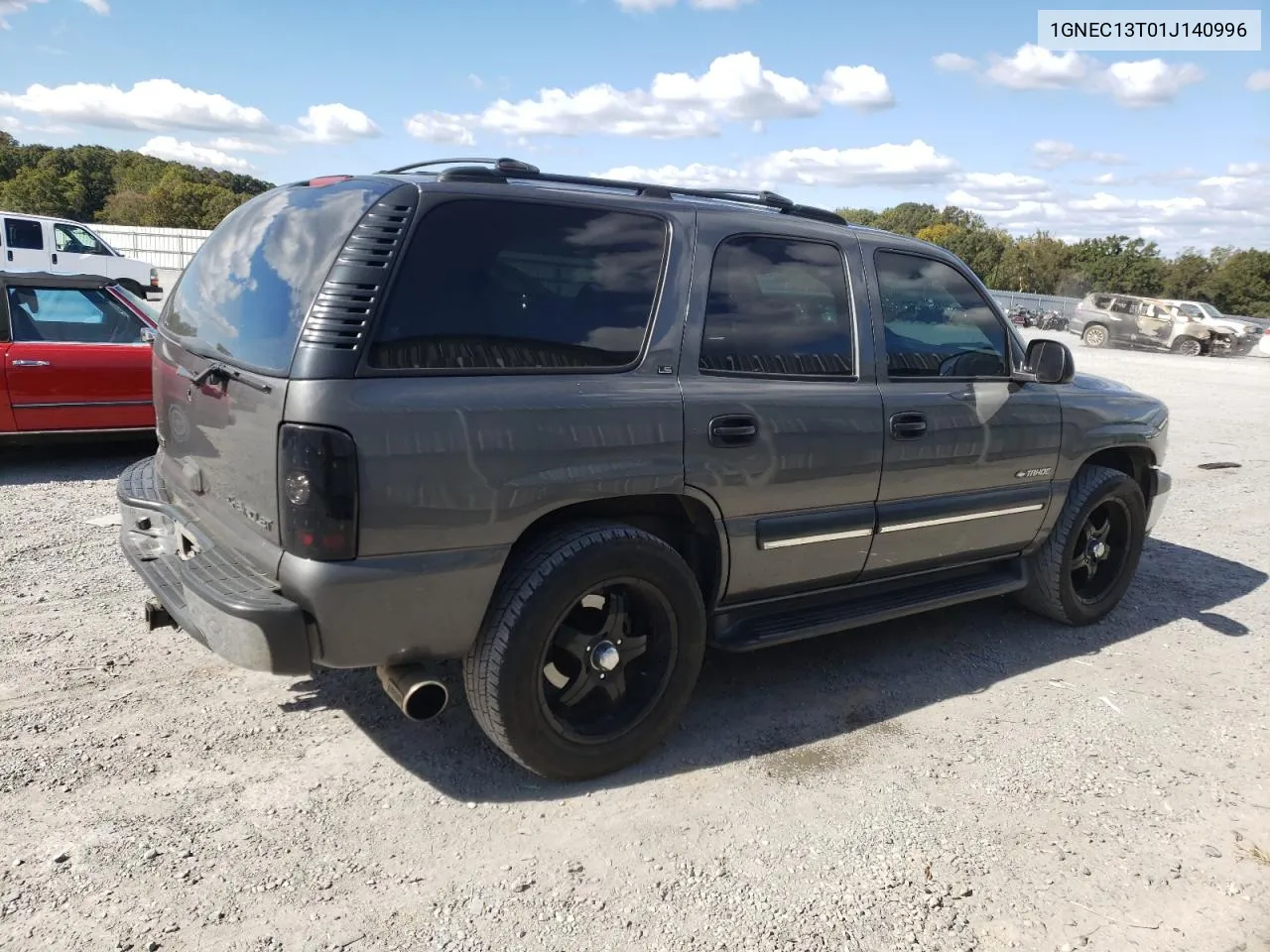 2001 Chevrolet Tahoe C1500 VIN: 1GNEC13T01J140996 Lot: 76524404