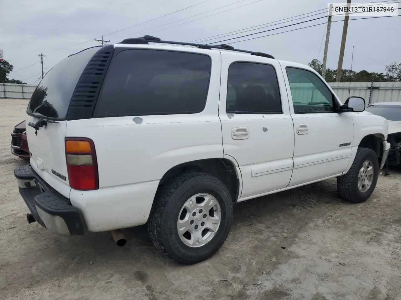 2001 Chevrolet Tahoe K1500 VIN: 1GNEK13T51R187946 Lot: 80331394