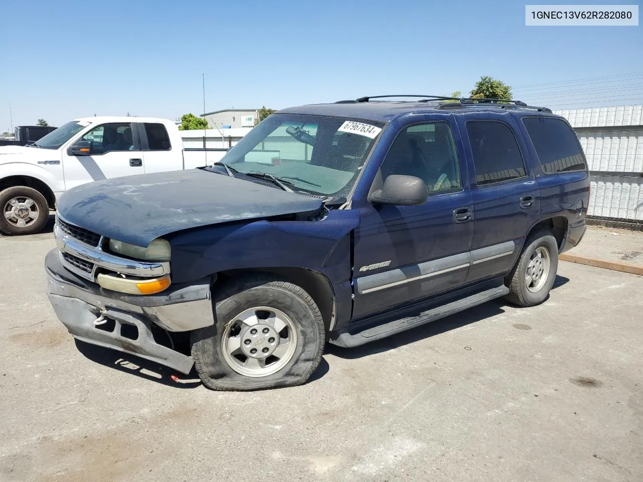 2002 Chevrolet Tahoe C1500 VIN: 1GNEC13V62R282080 Lot: 67967634