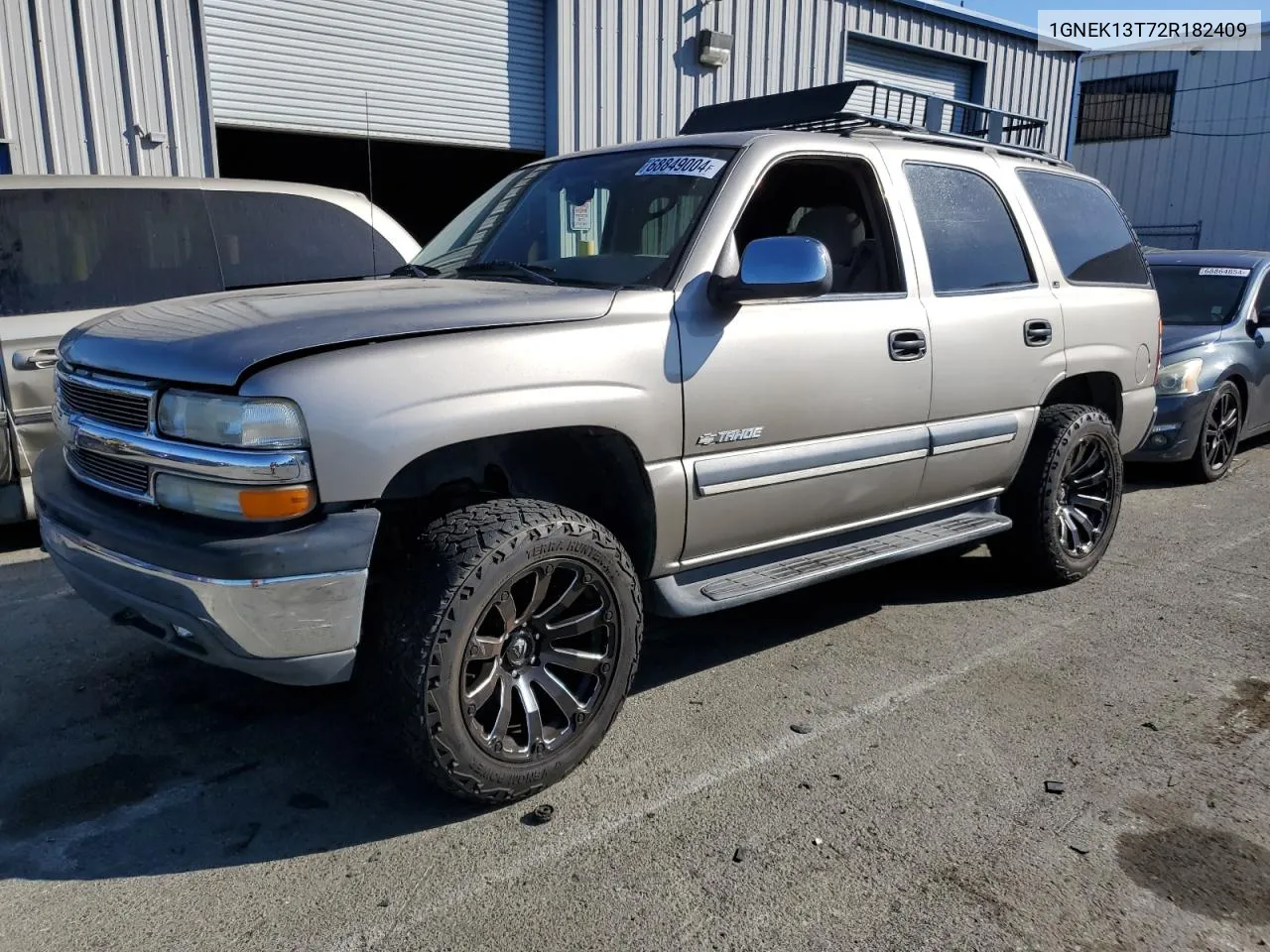 2002 Chevrolet Tahoe K1500 VIN: 1GNEK13T72R182409 Lot: 68849004