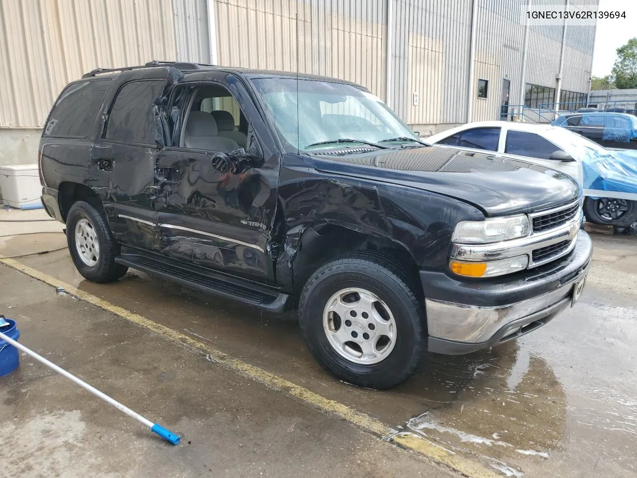 2002 Chevrolet Tahoe C1500 VIN: 1GNEC13V62R139694 Lot: 71736894