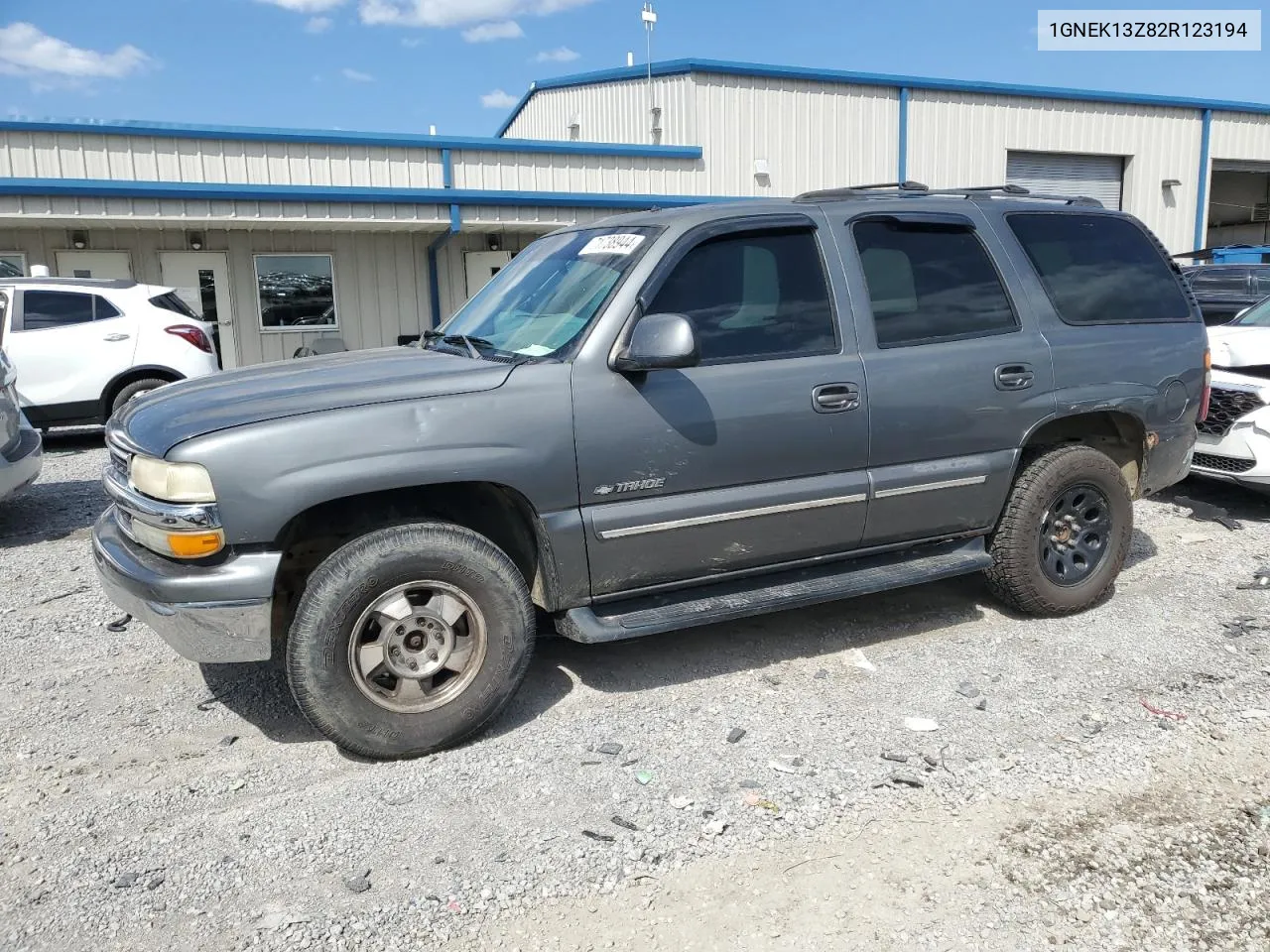 2002 Chevrolet Tahoe K1500 VIN: 1GNEK13Z82R123194 Lot: 71738944