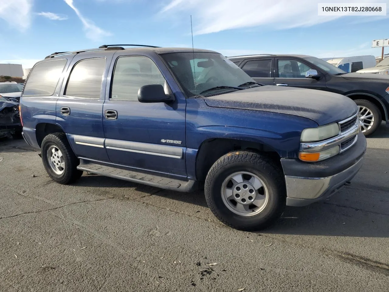 2002 Chevrolet Tahoe K1500 VIN: 1GNEK13T82J280668 Lot: 75368034