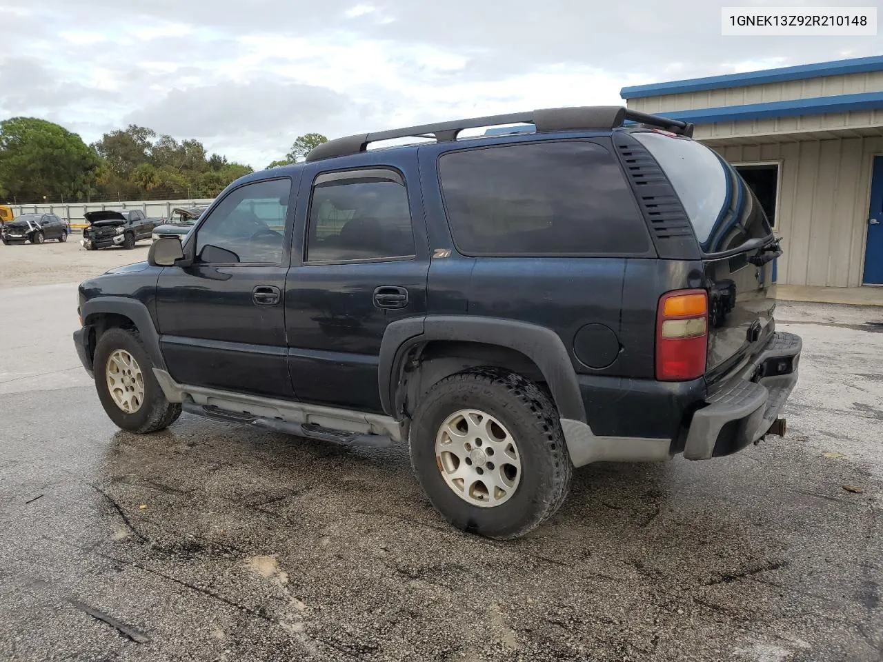 2002 Chevrolet Tahoe K1500 VIN: 1GNEK13Z92R210148 Lot: 75831684