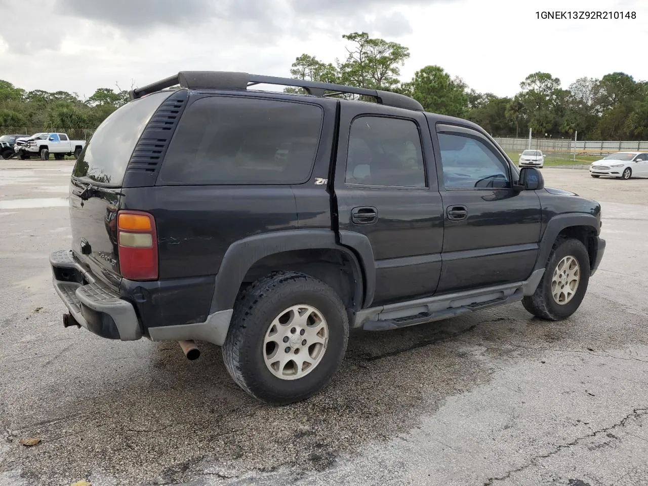 2002 Chevrolet Tahoe K1500 VIN: 1GNEK13Z92R210148 Lot: 75831684