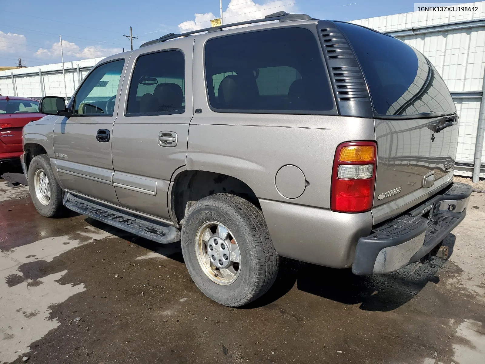 2003 Chevrolet Tahoe K1500 VIN: 1GNEK13ZX3J198642 Lot: 65797594