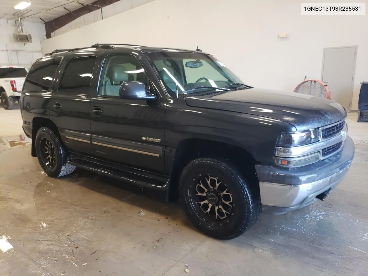 2003 Chevrolet Tahoe C1500 VIN: 1GNEC13T93R235531 Lot: 66403744