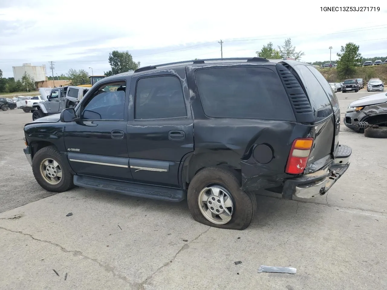 2003 Chevrolet Tahoe C1500 VIN: 1GNEC13Z53J271719 Lot: 70214584