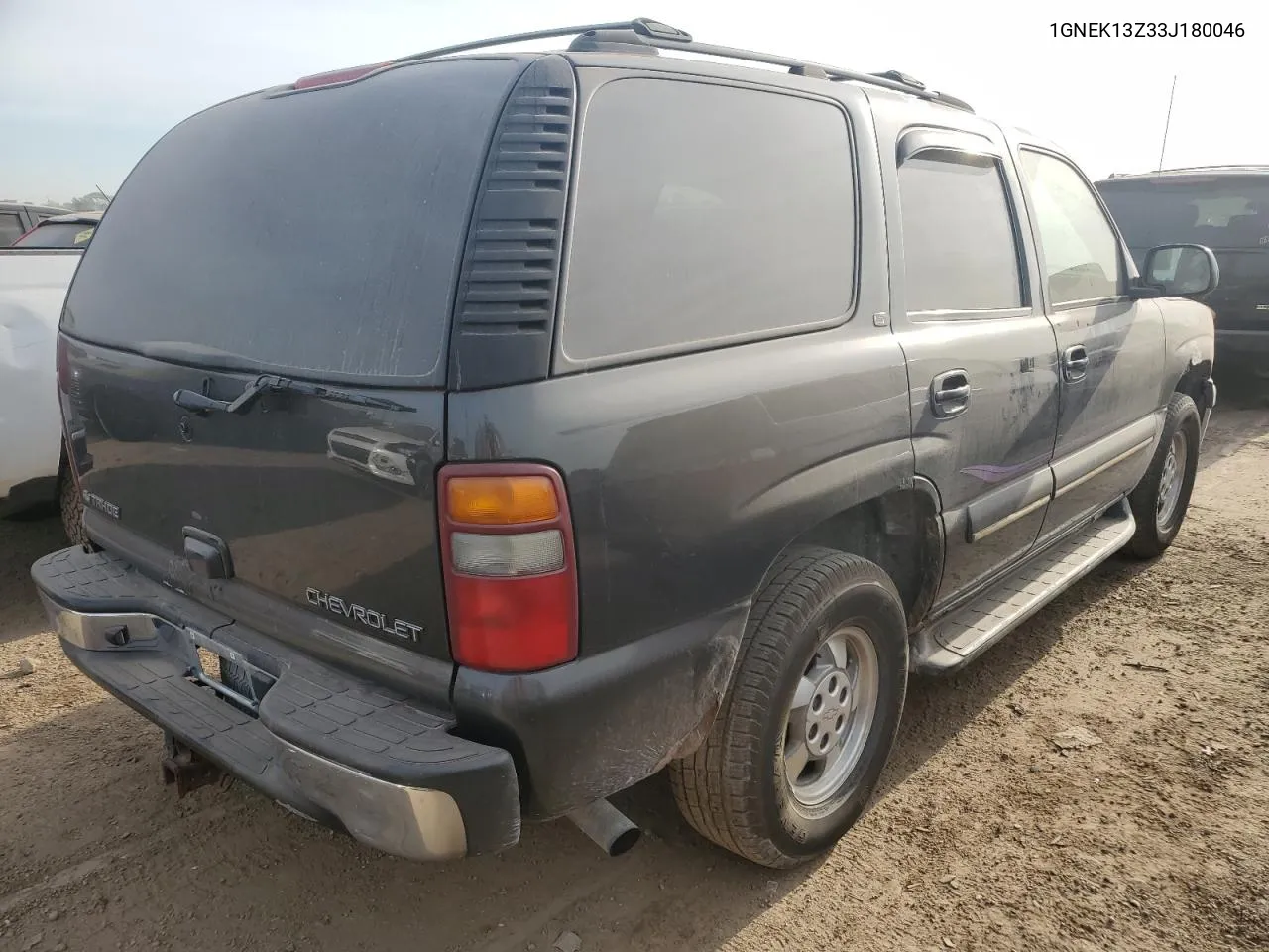 2003 Chevrolet Tahoe K1500 VIN: 1GNEK13Z33J180046 Lot: 71052384