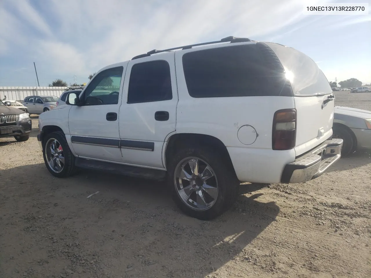 2003 Chevrolet Tahoe C1500 VIN: 1GNEC13V13R228770 Lot: 72266524