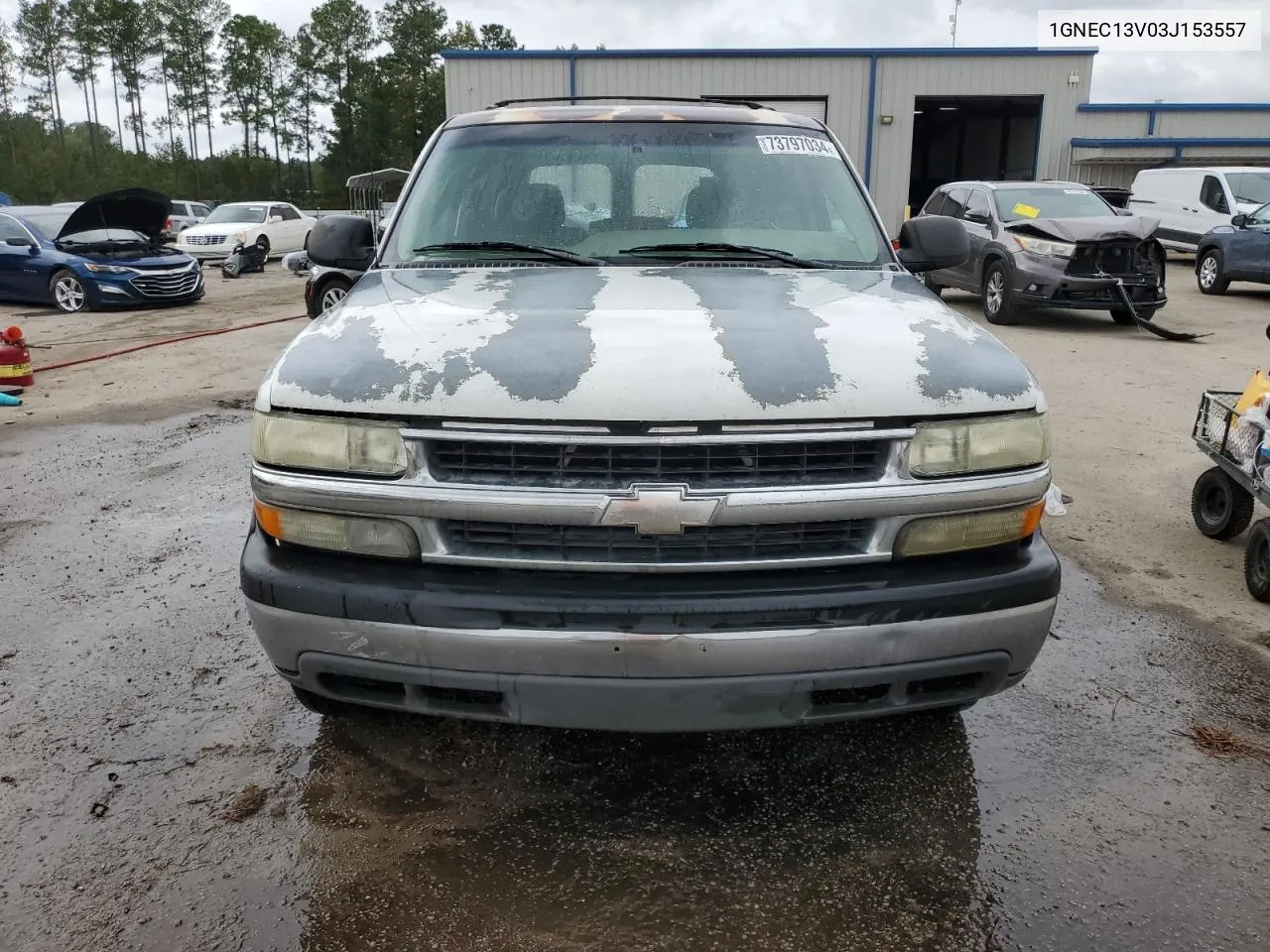 2003 Chevrolet Tahoe C1500 VIN: 1GNEC13V03J153557 Lot: 73797034