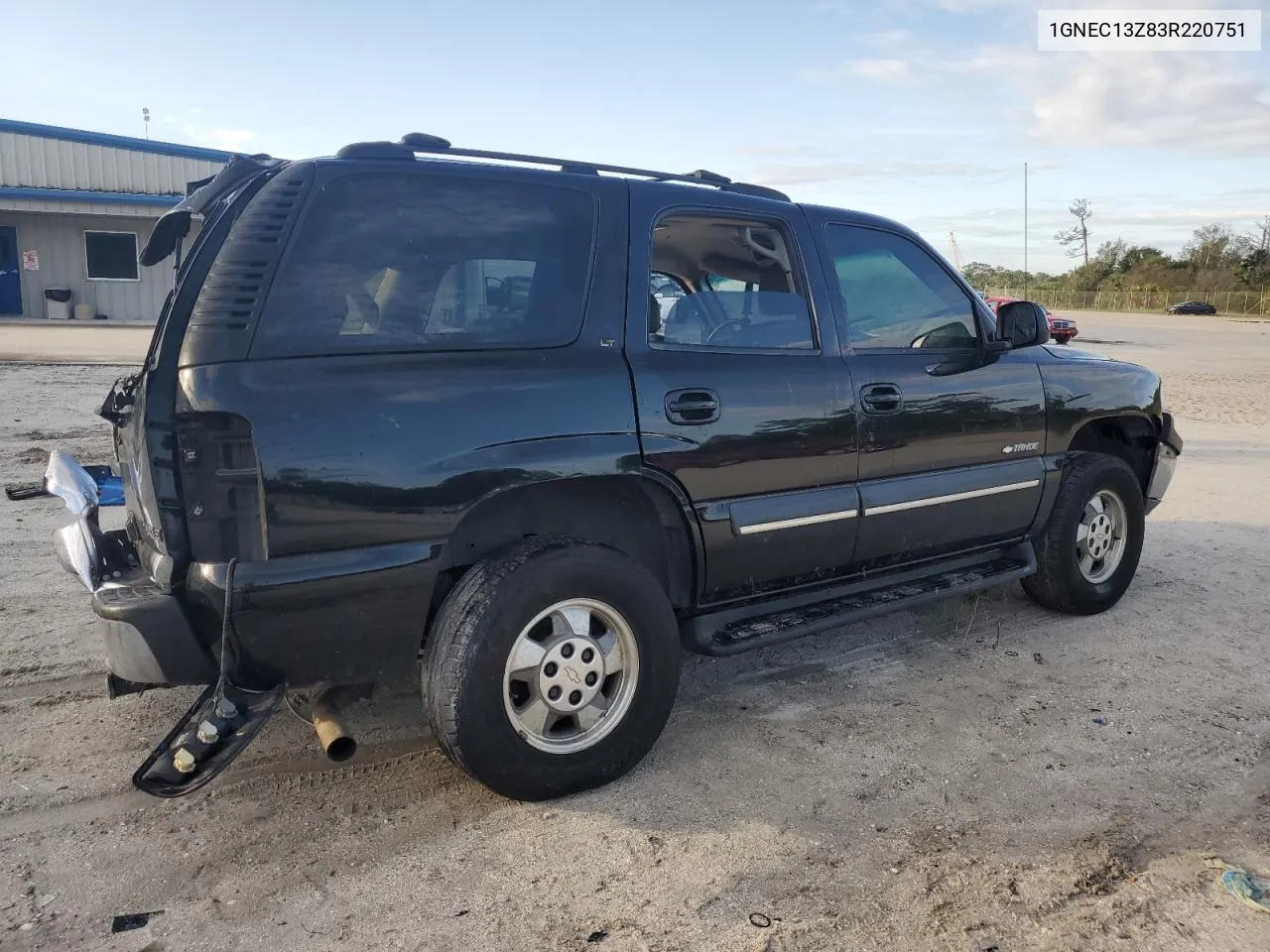 2003 Chevrolet Tahoe C1500 VIN: 1GNEC13Z83R220751 Lot: 73813804