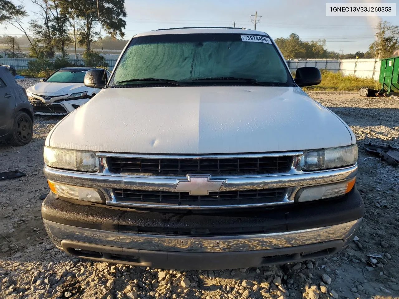 2003 Chevrolet Tahoe C1500 VIN: 1GNEC13V33J260358 Lot: 73924494