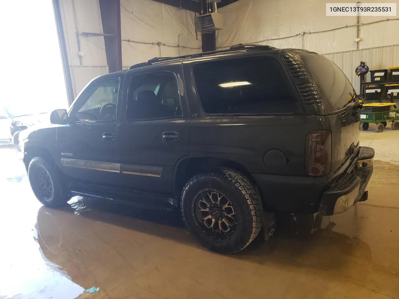 2003 Chevrolet Tahoe C1500 VIN: 1GNEC13T93R235531 Lot: 75186434