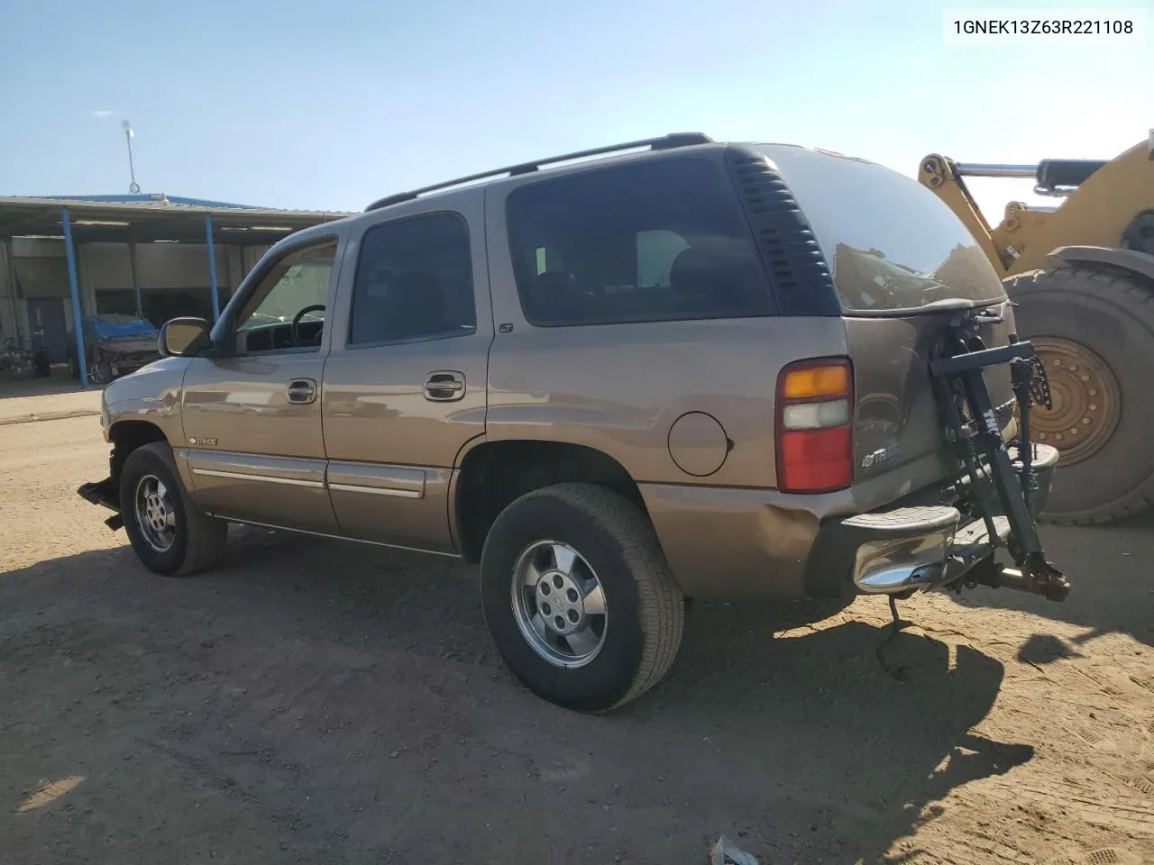 2003 Chevrolet Tahoe K1500 VIN: 1GNEK13Z63R221108 Lot: 75352404