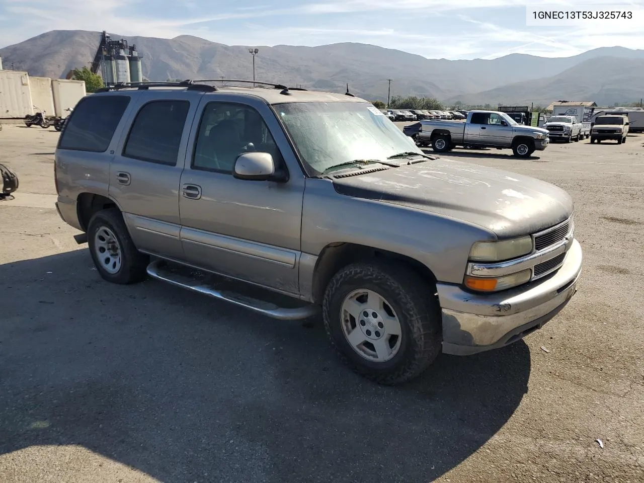 2003 Chevrolet Tahoe C1500 VIN: 1GNEC13T53J325743 Lot: 75915304