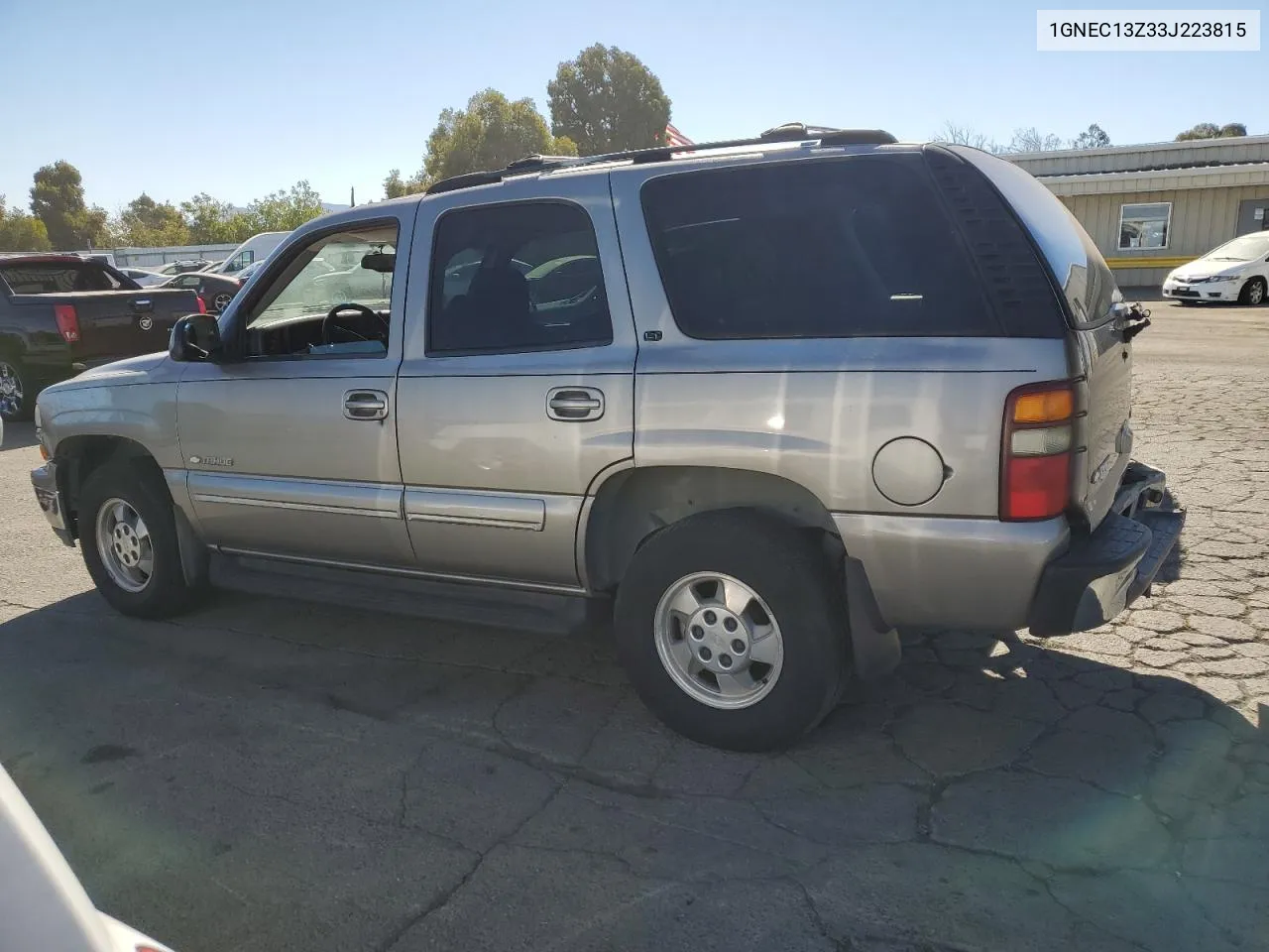 2003 Chevrolet Tahoe C1500 VIN: 1GNEC13Z33J223815 Lot: 76943074